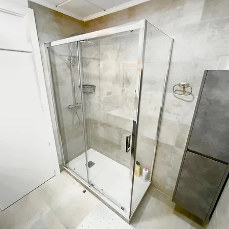 Ronda Sant Pere 5 Bed & Breakfast
