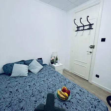Ronda Sant Pere 5 Bed & Breakfast